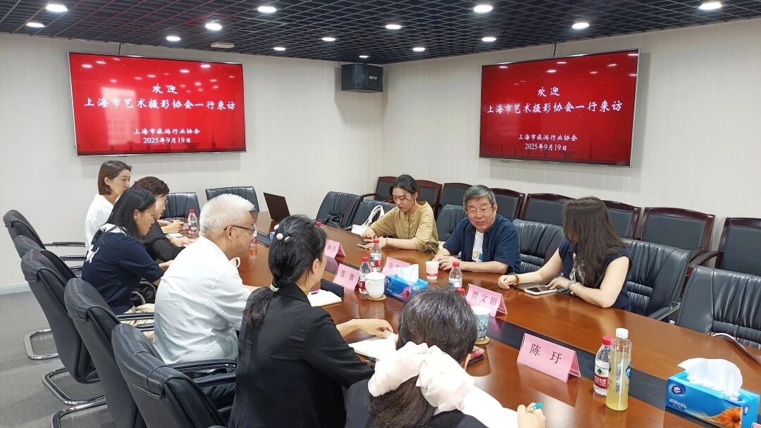 摄影协会2.jpg 摄影协会2.jpg